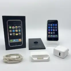 Apple iPhone 2G 8GB MA712LL 1. Generation iOS Version 2.2.1