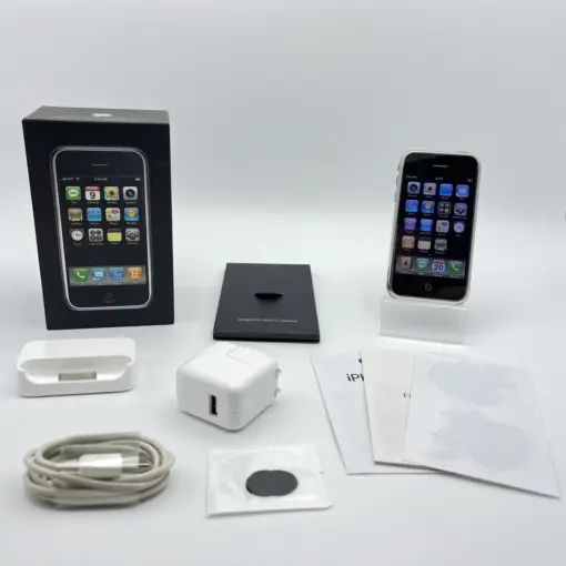 Apple iPhone 2G 8GB MA712LL 1. Generation iOS Version 2.2.1