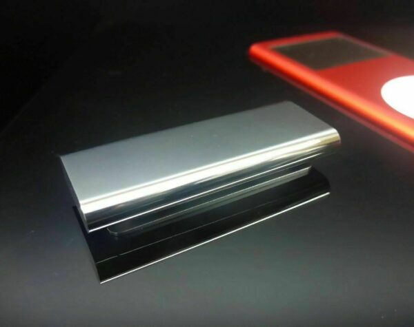Apple iPod Shuffle 3G 4GB Stainless Steel MC303QB/A Edelstahl - Limeted Edition - rima-it.de