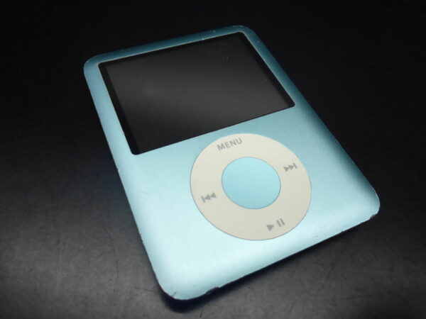Apple iPod nano 3. Generation türkis (8GB) LCD defekt 3G sehr gepflegt - rima-it.de
