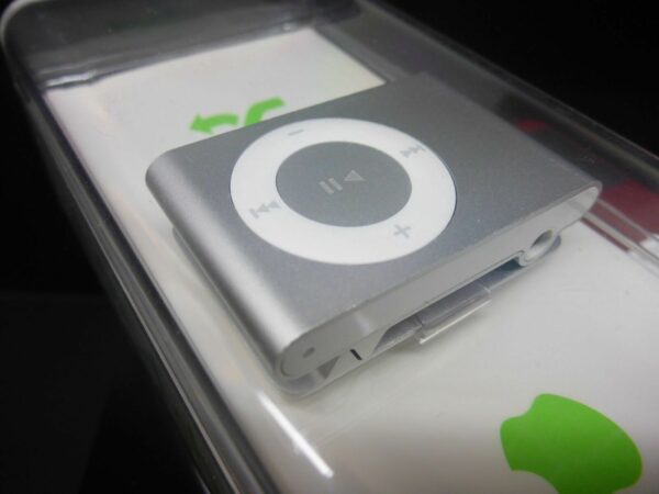 NEU Apple iPod shuffle 2. Generation 1GB OVP silber 2th MA564ZD/A NEU selten - rima-it.de
