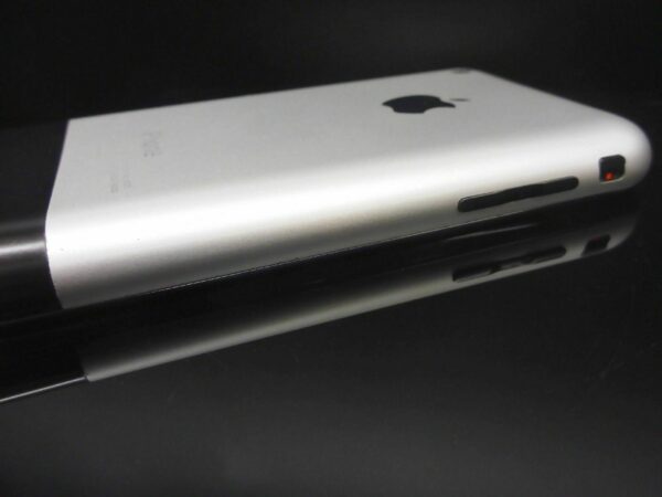 iPhone 2G 8GB sehr schön 1st ERSTAUSGABE 1.Generation RARITÄT 1th 1st 1G Apple - rima-it.de