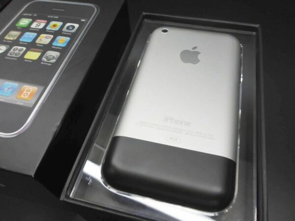 iPhone 2G 8GB wie NEU OVP ERSTAUSGABE der 1. Generation RARITÄT Traumzustand - rima-it.de