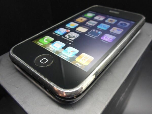 iPhone 3G 8GB NEUWERTIG in OVP Apple MB489XN/A RARITÄT gepflegt und sauber - rima-it.de