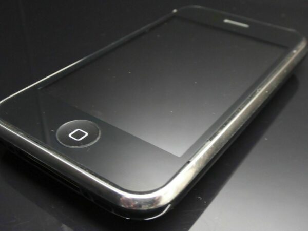 iPhone 3G 8GB NEUWERTIG schwarz Apple RARITÄT 3th 3st new black - rima-it.de