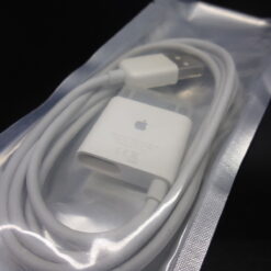 1x APPLE Reiseladekabel Bluettooth Headset USB Ladekabel MA820G iPhone Travel