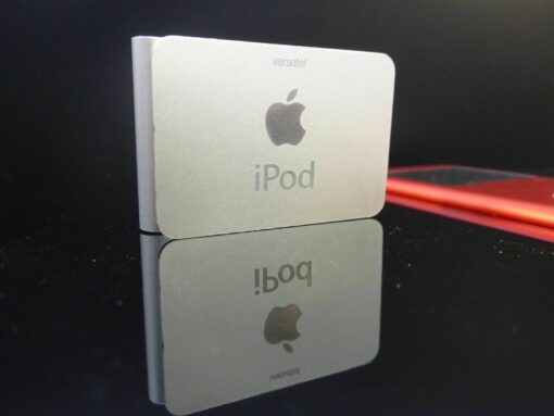 1x Apple iPod Shuffle VERSATEL 2. Generation 1GB silber in OVP MB225ZD/A shuffle – Bild 3