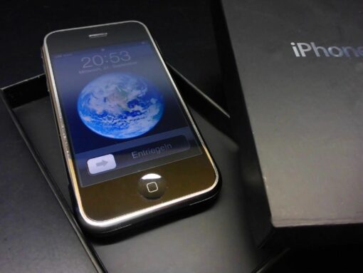 APPLE iPhone 2G 8G in Slimbox 1st  ERSTAUSGABE 1.Generation RARITÄT 1th 1G