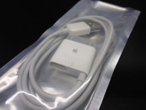 APPLE neu Reiseladekabel Bluettooth Headset USB Ladekabel MA820G iPhone Travel