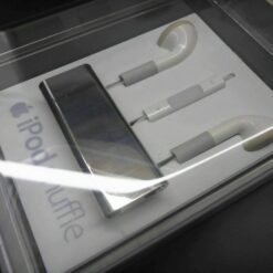Apple iPod Shuffle 3G 4GB Stainless Steel MC303QB/A Edelstahl - Limeted Edition