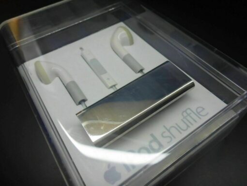 Apple iPod Shuffle 3G mit 4GB Stainless Steel PC303LL/A Edelstahl RARITÄT