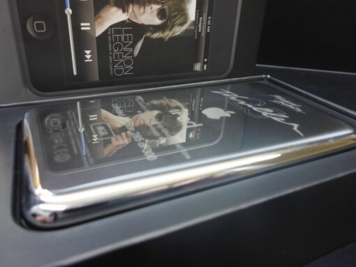 Apple iPod touch 1G 8GB Michael Jackson 25 Limited Edition THRILLER 285 von 300 – Bild 13