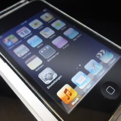 Apple iPod touch 8GB 2.Generation in OVP MC086FD/A 2G gebraucht 2th gepflegt