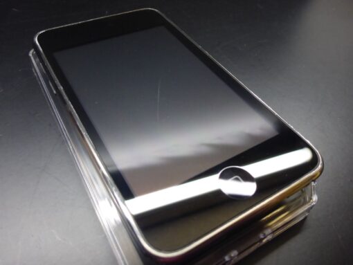 Apple iPod touch 8GB 2.Generation in OVP MC086FD/A 2G gebraucht 2th gepflegt – Bild 9
