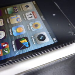 Apple iPod touch 8GB black 4. Generation OVP MC540FD/A in OVP