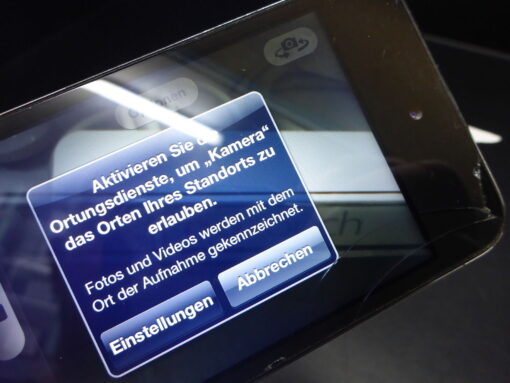 Apple iPod touch 8GB black 4. Generation OVP MC540FD/A in OVP – Bild 6