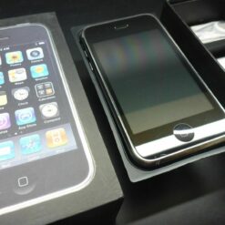 NEU iPhone 3GS 16GB NEU schwarz mit ORIGINALVERPACKUNG APPLE Traum Sammlerstück