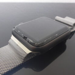 Apple iWatch 42mm Gray/schwarz mit Armband Box Display defekt gebrochen