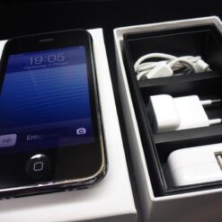 RARITÄT iPhone 3GS 32GB APPLE Servicegerät in OVP weißer Box RARITÄT selten
