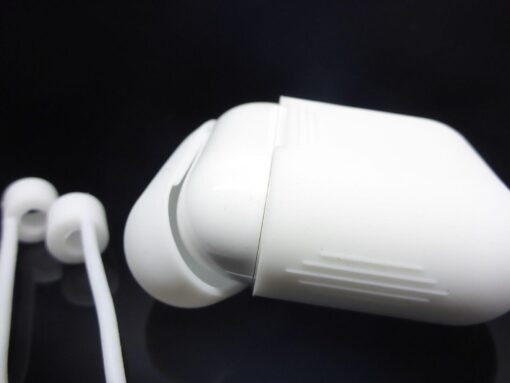 für AirPods Silikonhülle mit Halteband Straps TOPSchutz perfekte Passform Etuis – Bild 7