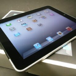 iPad 1. Generation 3G WI-FI 64GB in OVP sehr sauber ohne Simlock ORIGINAL APPLE
