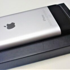 iPhone 2G 4GB ERSTAUSGABE 1. Generation Apple schönes Sammlerstück RARITÄT 4GB