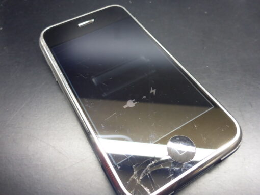 iPhone 2G 8GB 1. Generation Apple DEFEKT für Bastler 1st 1th the first 1G