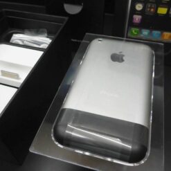 iPhone 2G 8GB NEU OVP ERSTAUSGABE der 1. Generation für Sammler RARITÄT NEU NEU
