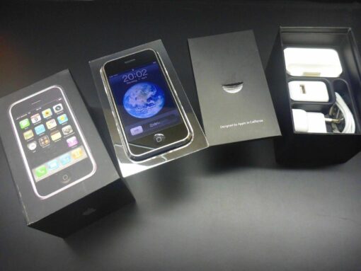 iPhone 2G 8GB in ORIGINALVERPACKUNG ERSTAUSGABE 1. Generation 1G RARITÄT schön