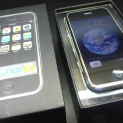 iPhone 2G 8GB in ORIGINALVERPACKUNG ERSTAUSGABE 1.Generation Apple USA 1st 1th