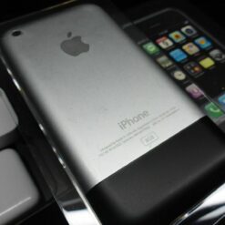 iPhone 2G 8GB in ORIGINALVERPACKUNG ERSTAUSGABE 1.Generation first 1st 1G 1th
