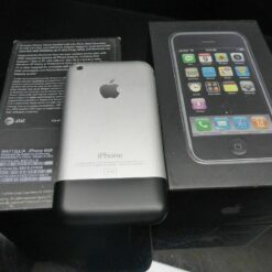 iPhone 2G 8GB in ORIGINALVERPACKUNG ERSTAUSGABE 1.Generation first 1st 1G 1th