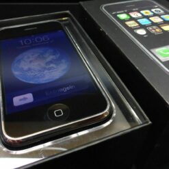 iPhone 2G 8GB in ORIGINALVERPACKUNG ERSTAUSGABE 1.Generation gepflegt 1st 1G 1th