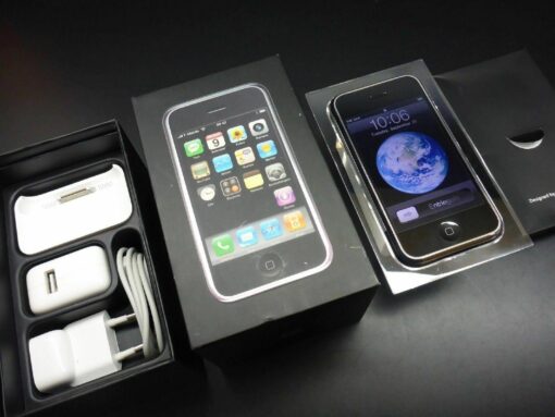 iPhone 2G 8GB in ORIGINALVERPACKUNG ERSTAUSGABE 1.Generation gepflegt 1st MB217D