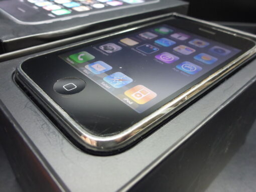 iPhone 3G 8GB schwarz black in OVP Apple MB490DN/A RARITÄT gepflegt schön – Bild 4