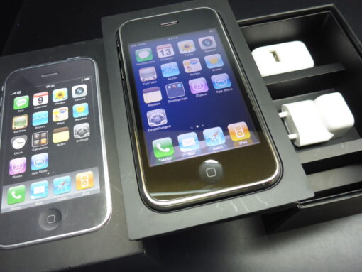 iPhone 3G 8GB schwarz black in OVP Apple MB490DN/A RARITÄT gepflegt schön