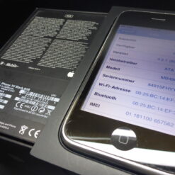 iPhone 3G 8GB schwarz black in OVP Apple MB490DN/A RARITÄT gepflegt und sauber