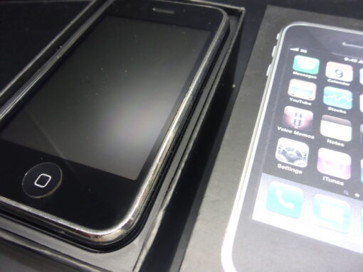 iPhone 3GS 16GB schwarz mit OVP ohne Simlock ORIGINAL mit Verpackung – Bild 3